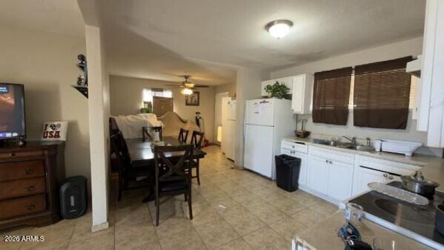 9903 E UNIVERSITY Drive, Mesa, AZ 85207
