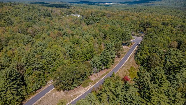 13 Village Corner Road, Wolfeboro, NH 03864