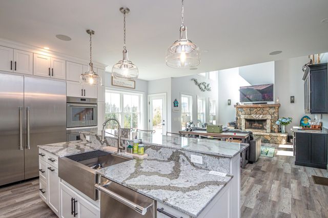 13 Village Corner Road, Wolfeboro, NH 03864