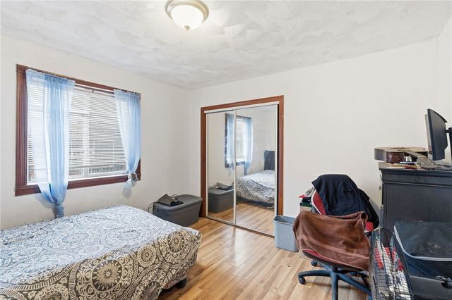 12 Charles Street, Brockton, MA 02321