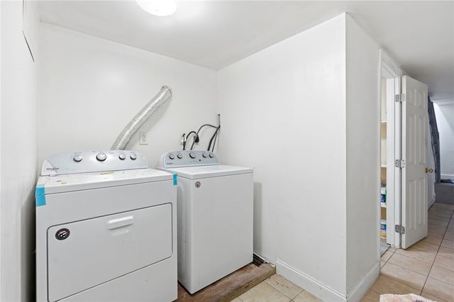 12 Charles Street, Brockton, MA 02321