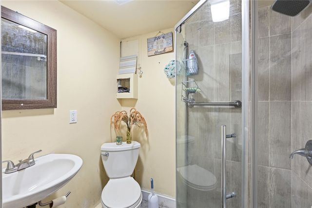 12 Charles Street, Brockton, MA 02321