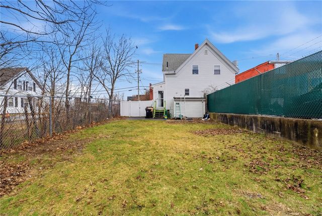 12 Charles Street, Brockton, MA 02321