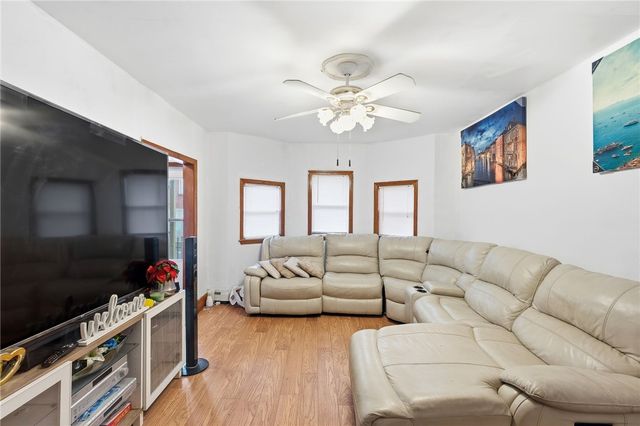 12 Charles Street, Brockton, MA 02321