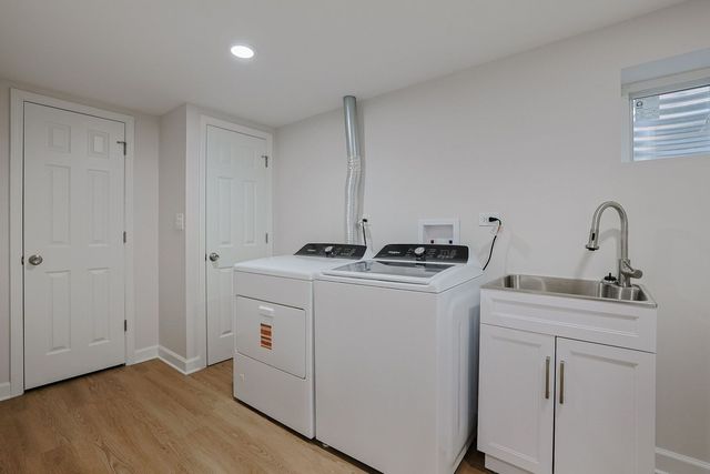 2232 Sprucewood Avenue, Des Plaines, IL 60018