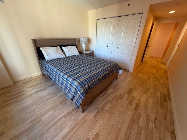 8 Museum Way 802, Cambridge, MA 02141