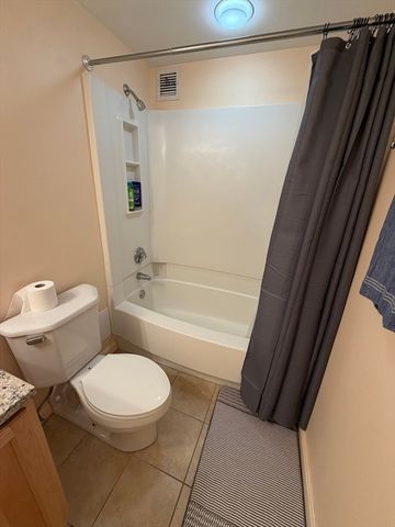 8 Museum Way 802, Cambridge, MA 02141