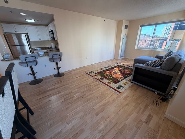 8 Museum Way 802, Cambridge, MA 02141