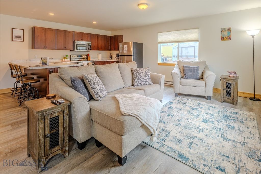 301 Spring Street, Gardiner, MT 59030 photo 35