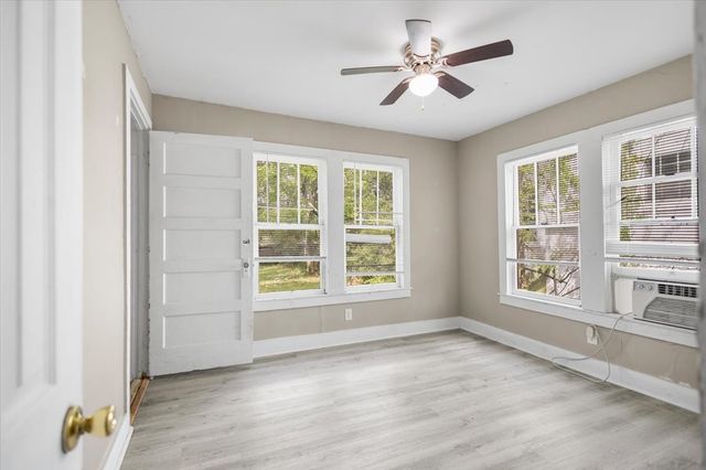 707 Green, Palestine, TX 75801