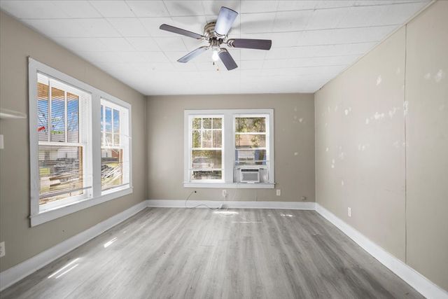 707 Green, Palestine, TX 75801