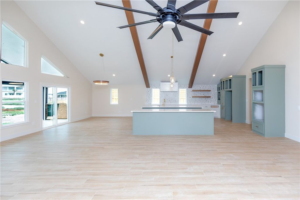 1110 Cape Velero Dr, Rockport, TX 78382 — photo 5