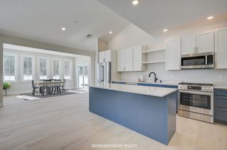 93 Whispering Pines Place # 12, Conway, NH 03860