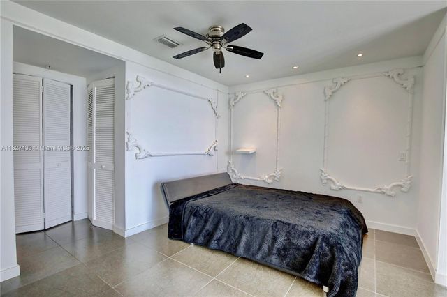 300 S Biscayne Blvd L-626, Miami, FL 33131