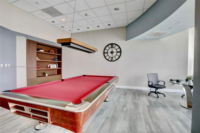 300 S Biscayne Blvd L-626, Miami, FL 33131