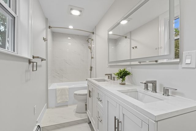 2 Bartlett Avenue 1, Belmont, MA 02478