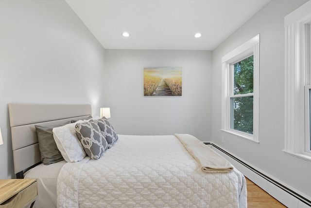 2 Bartlett Avenue 1, Belmont, MA 02478