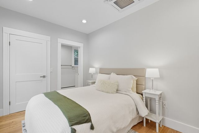 2 Bartlett Avenue 1, Belmont, MA 02478