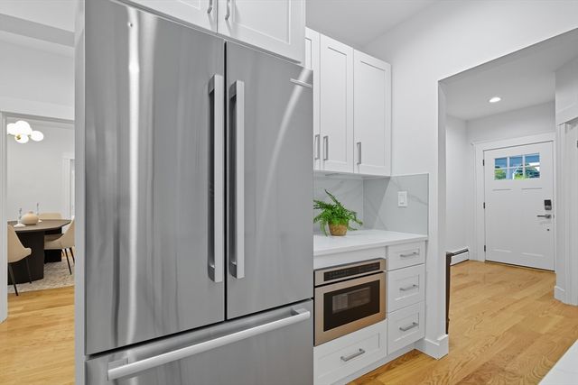 2 Bartlett Avenue 1, Belmont, MA 02478