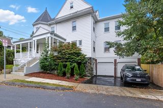 2 Bartlett Avenue 1, Belmont, MA 02478