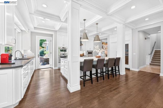 1220 Piemonte Dr, Pleasanton, CA 94566