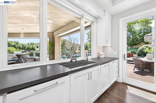 1220 Piemonte Dr, Pleasanton, CA 94566