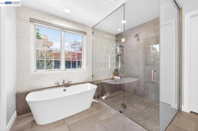 1220 Piemonte Dr, Pleasanton, CA 94566