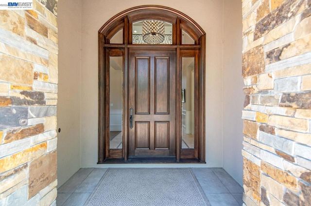1220 Piemonte Dr, Pleasanton, CA 94566