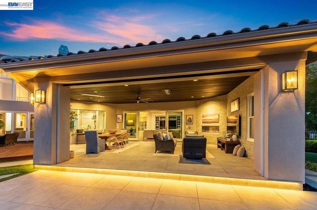 1220 Piemonte Dr, Pleasanton, CA 94566