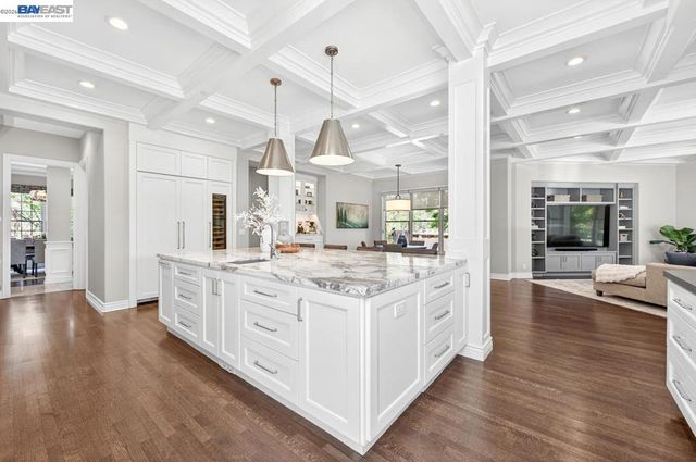 1220 Piemonte Dr, Pleasanton, CA 94566
