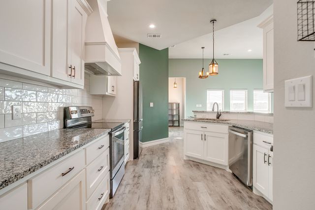 6009 Kentucky Street, Joshua, TX 76058