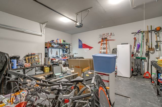 6009 Kentucky Street, Joshua, TX 76058