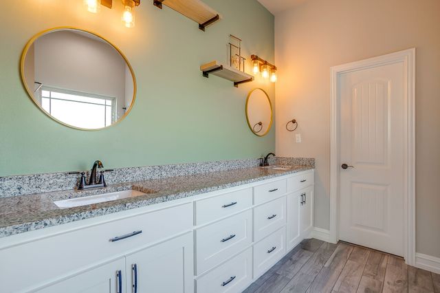 6009 Kentucky Street, Joshua, TX 76058