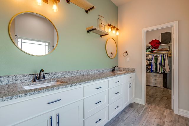 6009 Kentucky Street, Joshua, TX 76058