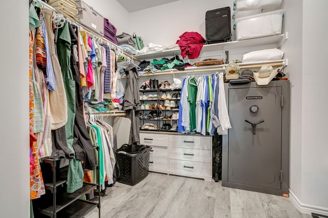 6009 Kentucky Street, Joshua, TX 76058