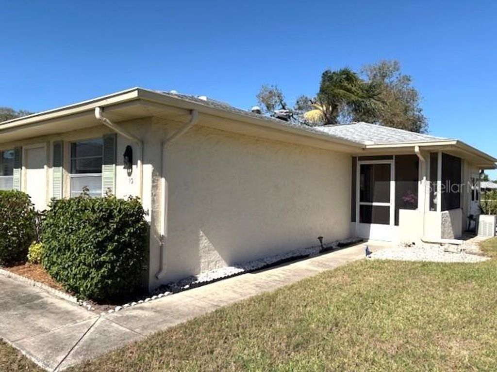 1901 CANTERBURY LANE 10, Sun City Center, FL 33573