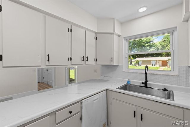 104 Primrose Lane, Fairview Heights, IL 62208