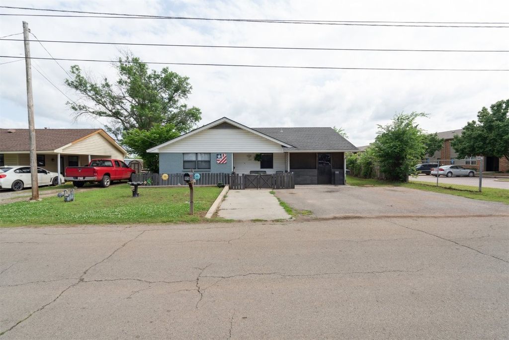 115 W Green Street, Meeker, OK 74855