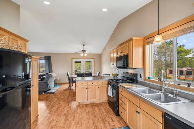 23092 Navajo Street NW, Saint Francis, MN 55070