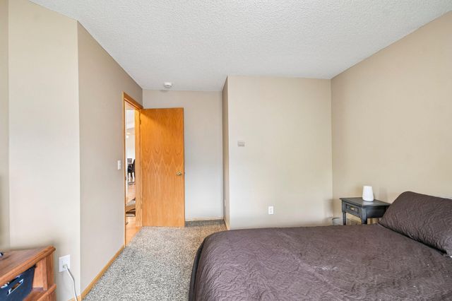 23092 Navajo Street NW, Saint Francis, MN 55070