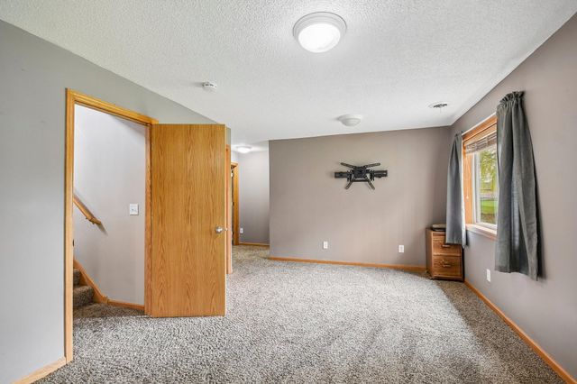 23092 Navajo Street NW, Saint Francis, MN 55070