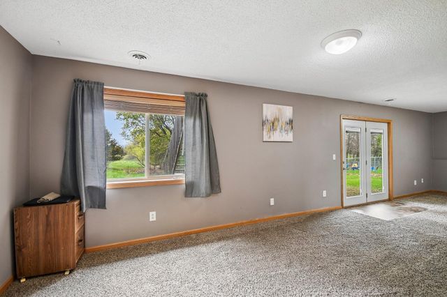 23092 Navajo Street NW, Saint Francis, MN 55070