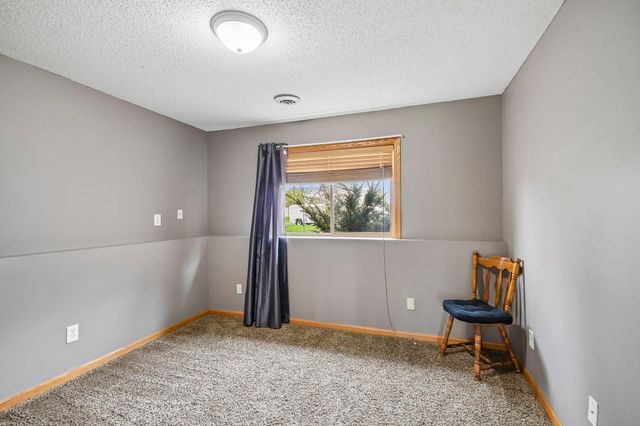 23092 Navajo Street NW, Saint Francis, MN 55070