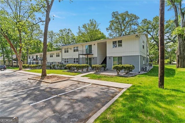 1701 Hawthorne Avenue 12, College Park, GA 30337