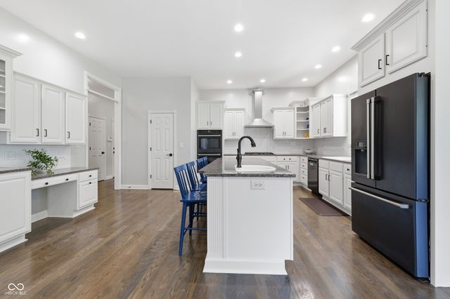 14010 Brookstone Drive, Carmel, IN 46032