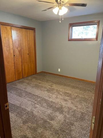 5900 S RIVER HILLS RD, Columbia, MO 65203