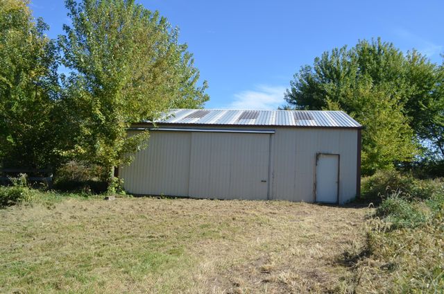 5900 S RIVER HILLS RD, Columbia, MO 65203