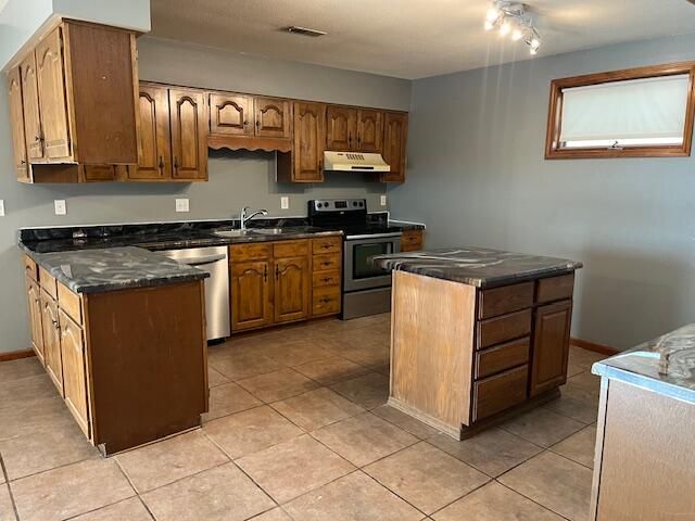 5900 S RIVER HILLS RD, Columbia, MO 65203