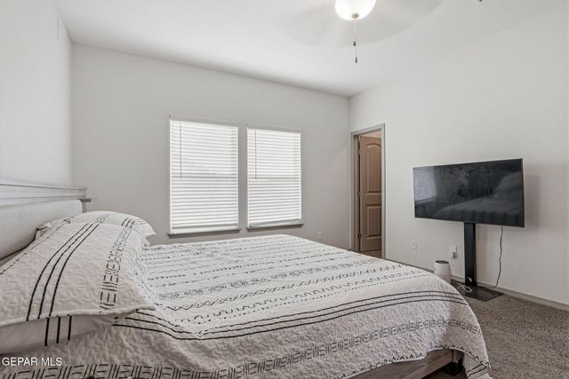 13804 Sky Harbor Avenue, El Paso, TX 79928
