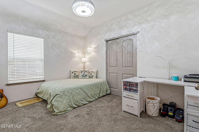 13804 Sky Harbor Avenue, El Paso, TX 79928